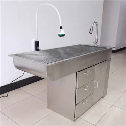 Mesa húmeda veterinaria